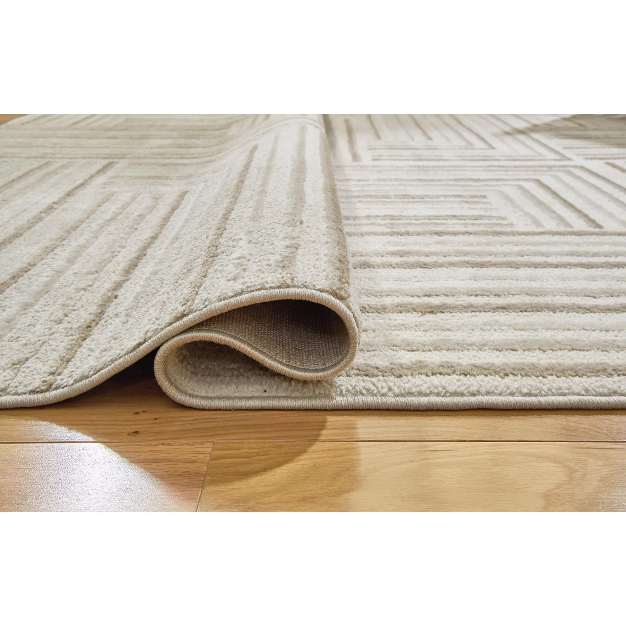 Darmondard Area Rug