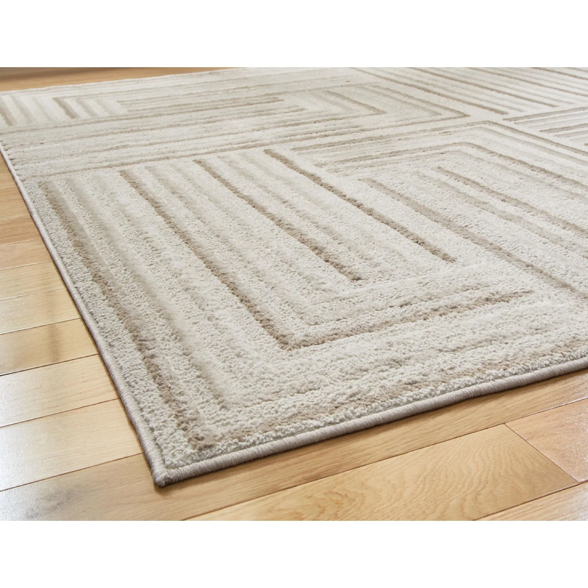 Darmondard Area Rug