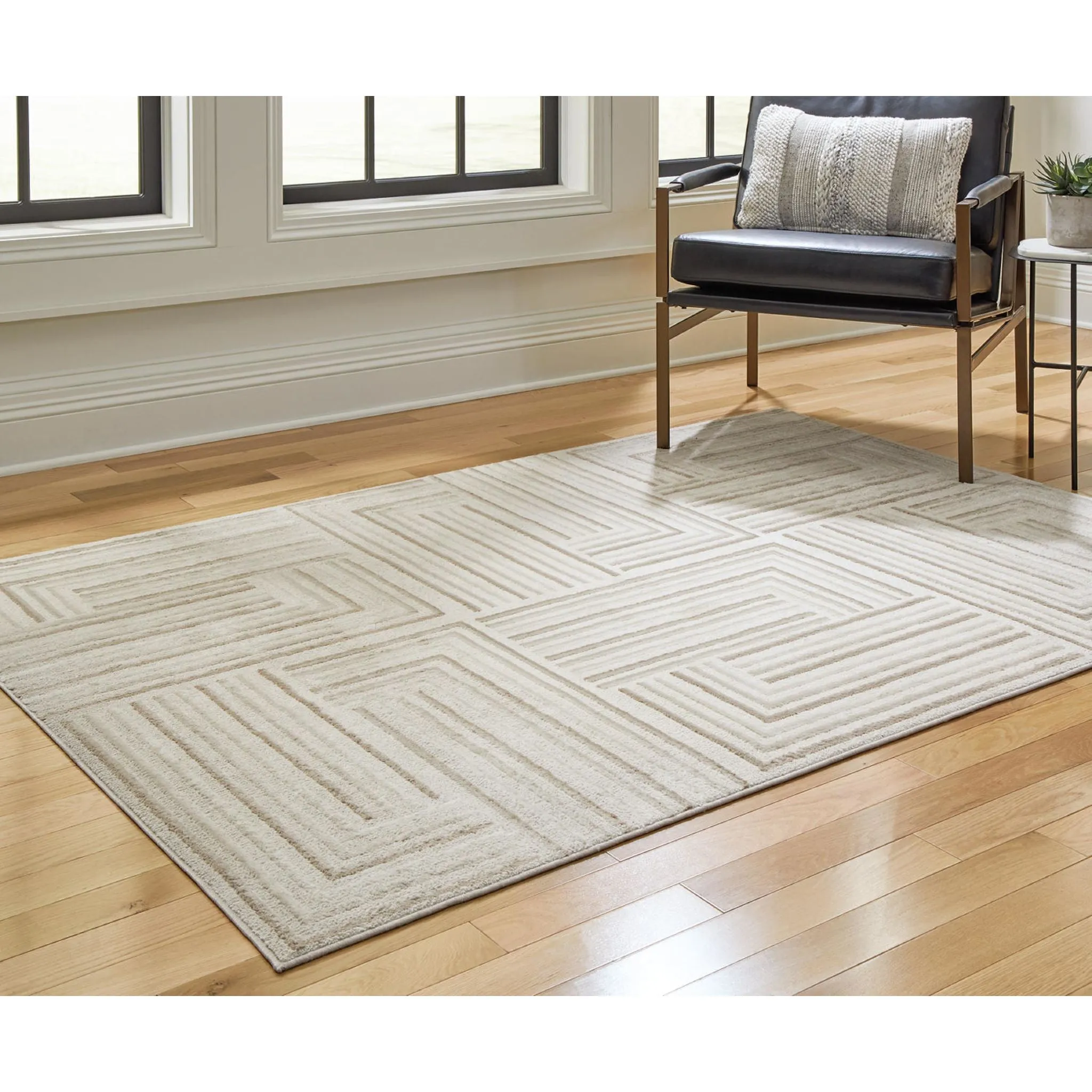 Darmondard Area Rug