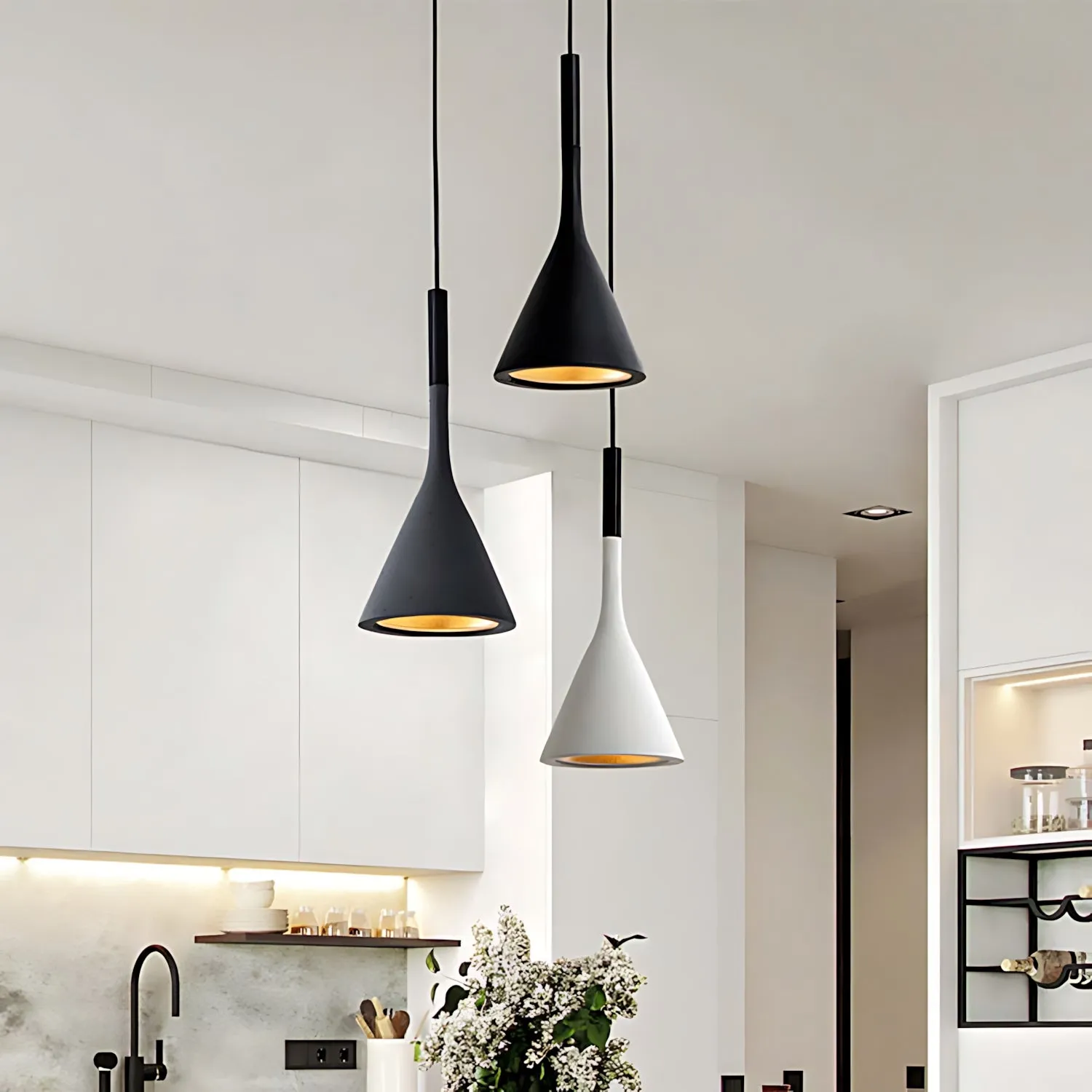 Eisenberg - Modern Triangular Pendant Lamp