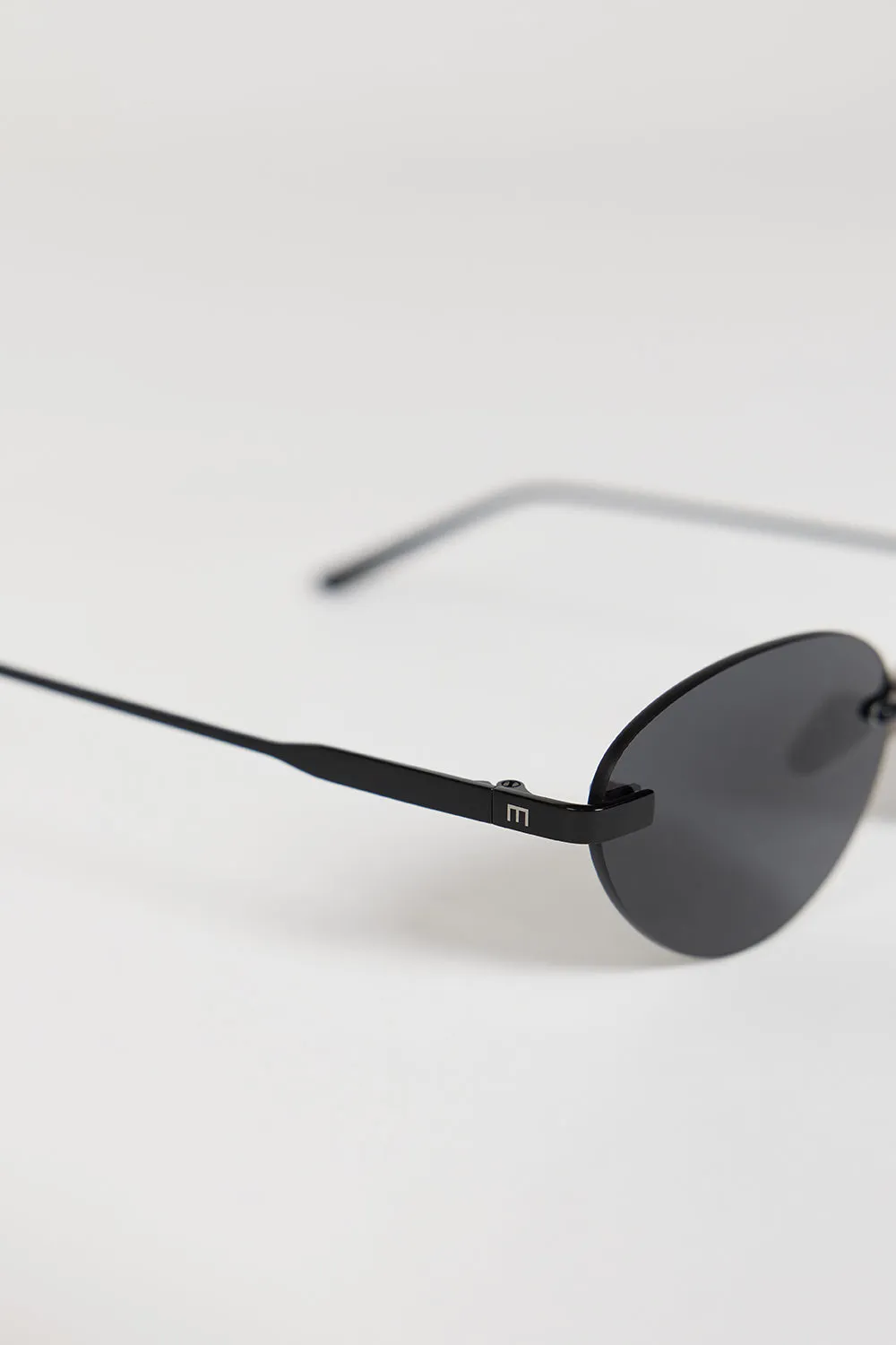 ELISA JOHNSON TRINITY GLOSS BLACK SUNGLASSES