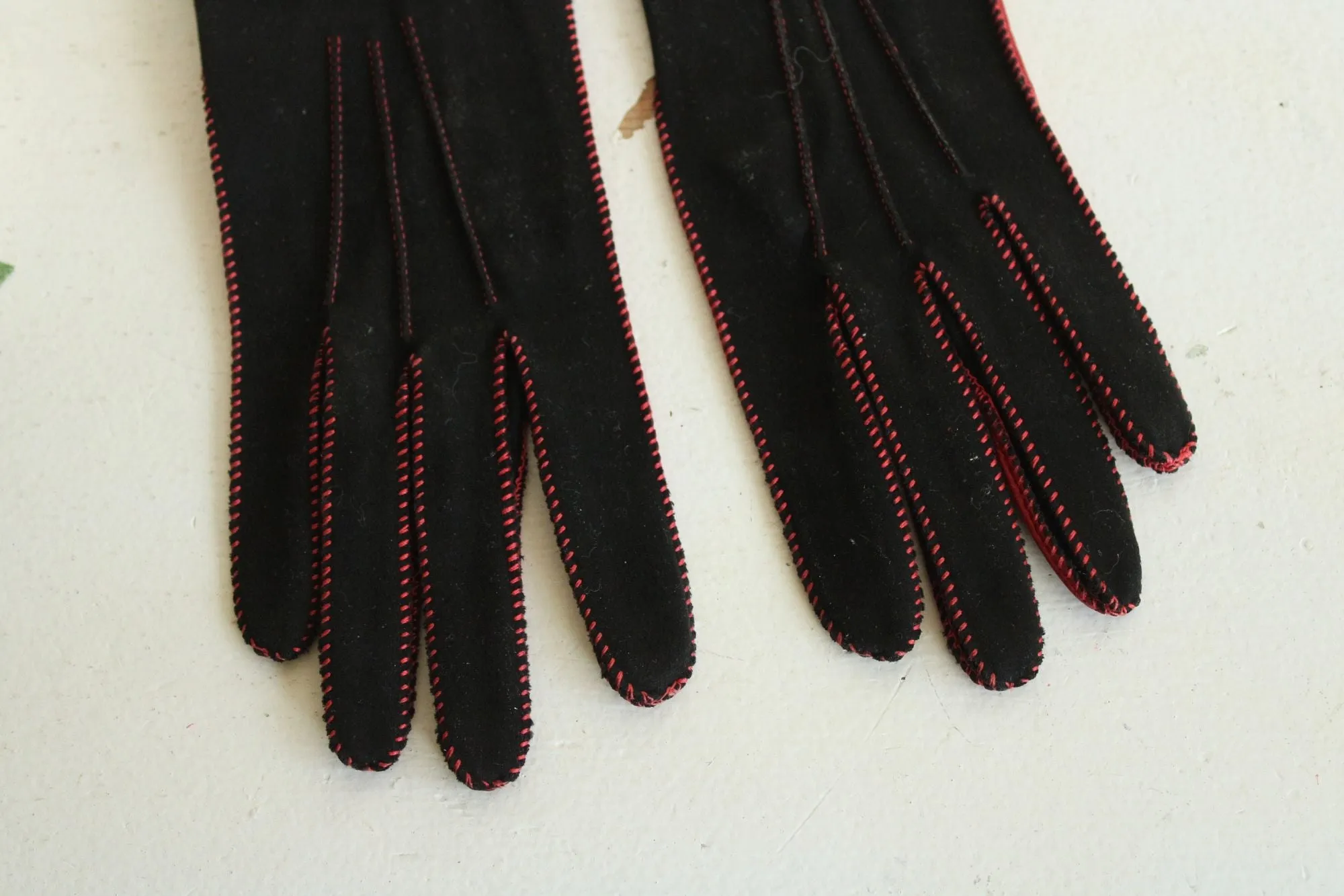 Vintage 1950s 1960s Leather Gloves by Lilly Dache Size 7