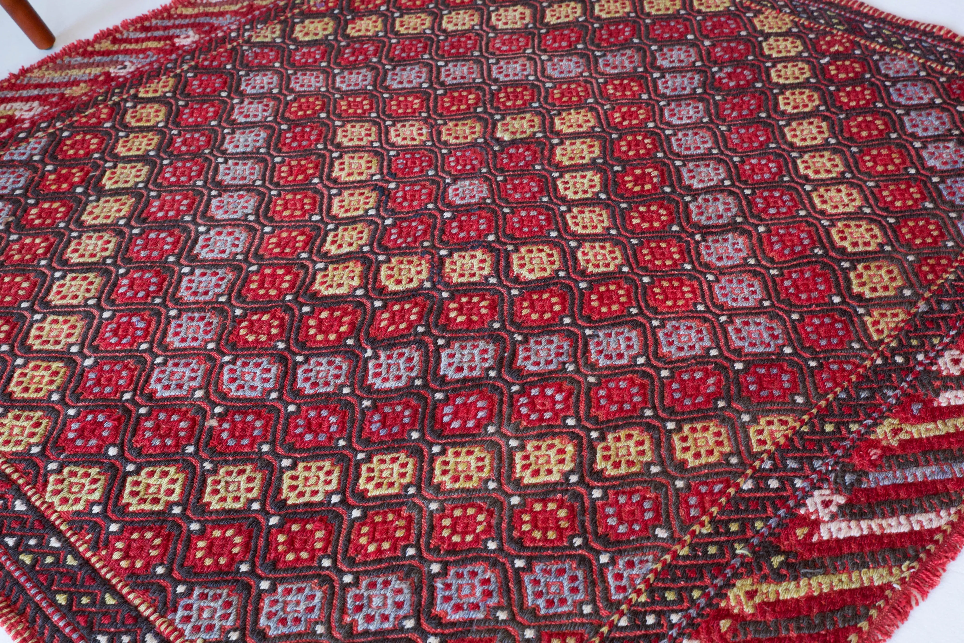 Vintage Mini Turkish Kilim Rug 4'4"x4'7"