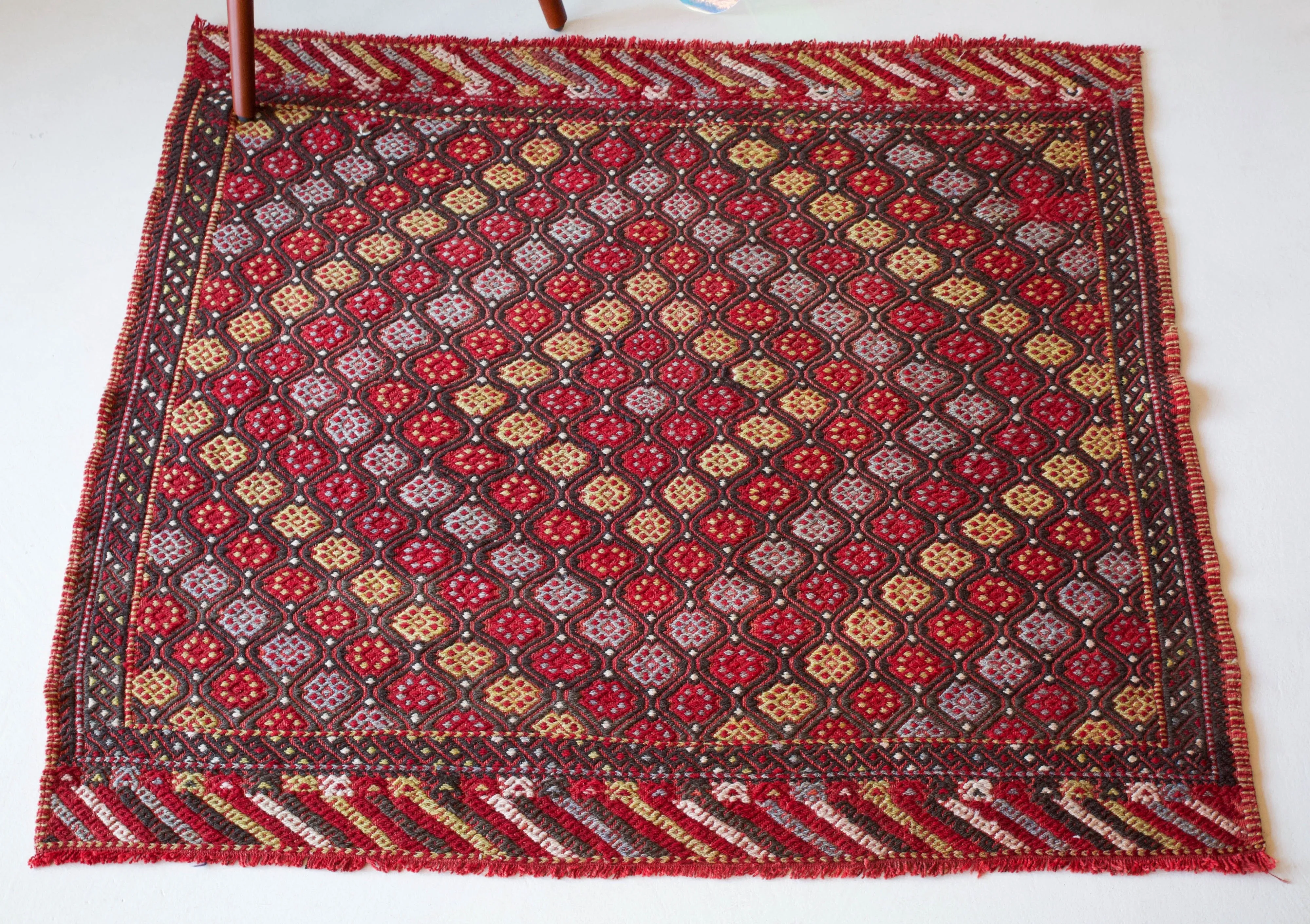 Vintage Mini Turkish Kilim Rug 4'4"x4'7"